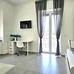 Perlamarina Di Perlarooms شقة أسشيا
