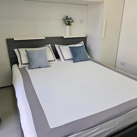 Apartment Perlamarina Di Perlarooms